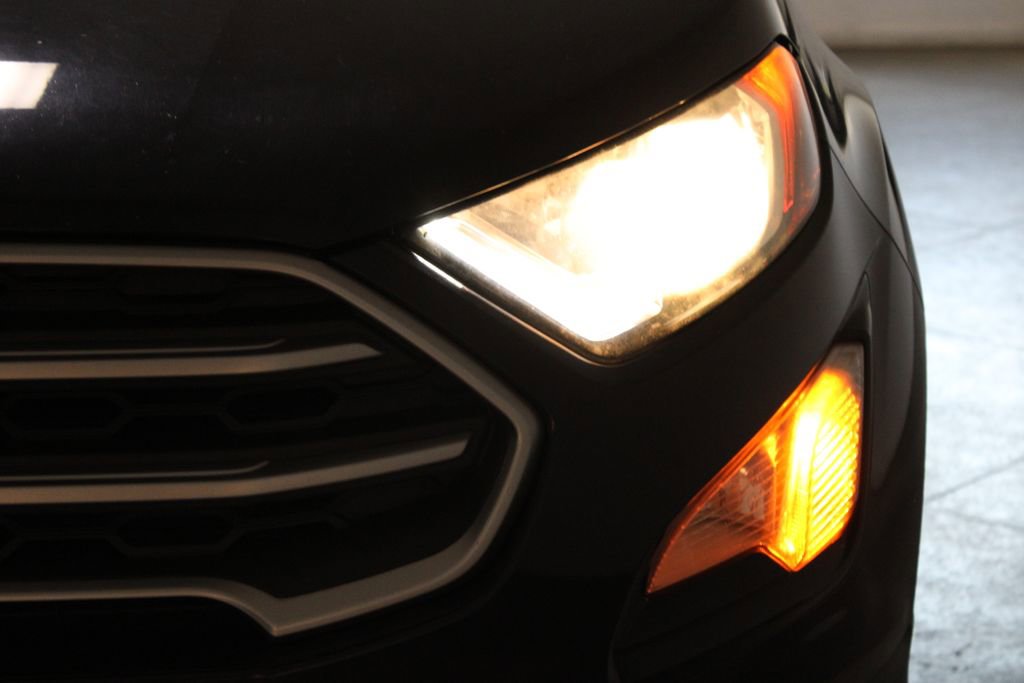 Used 2020 Ford EcoSport SE image 49
