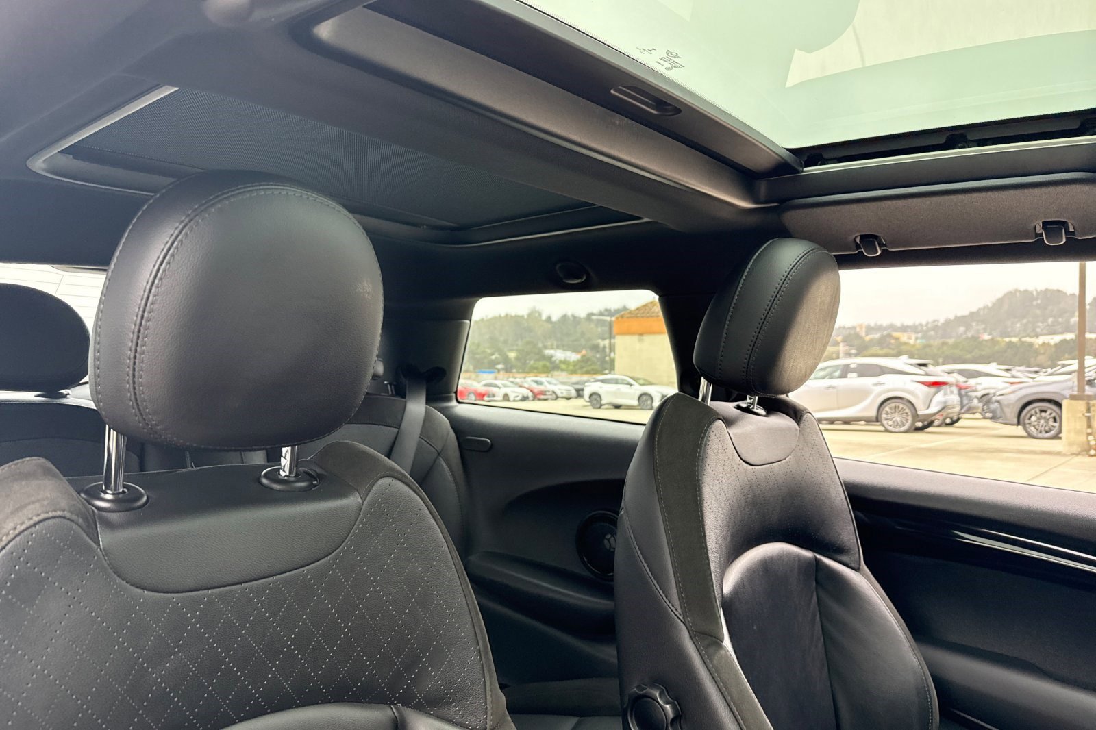 Used 2019 MINI Cooper S FWD image 15