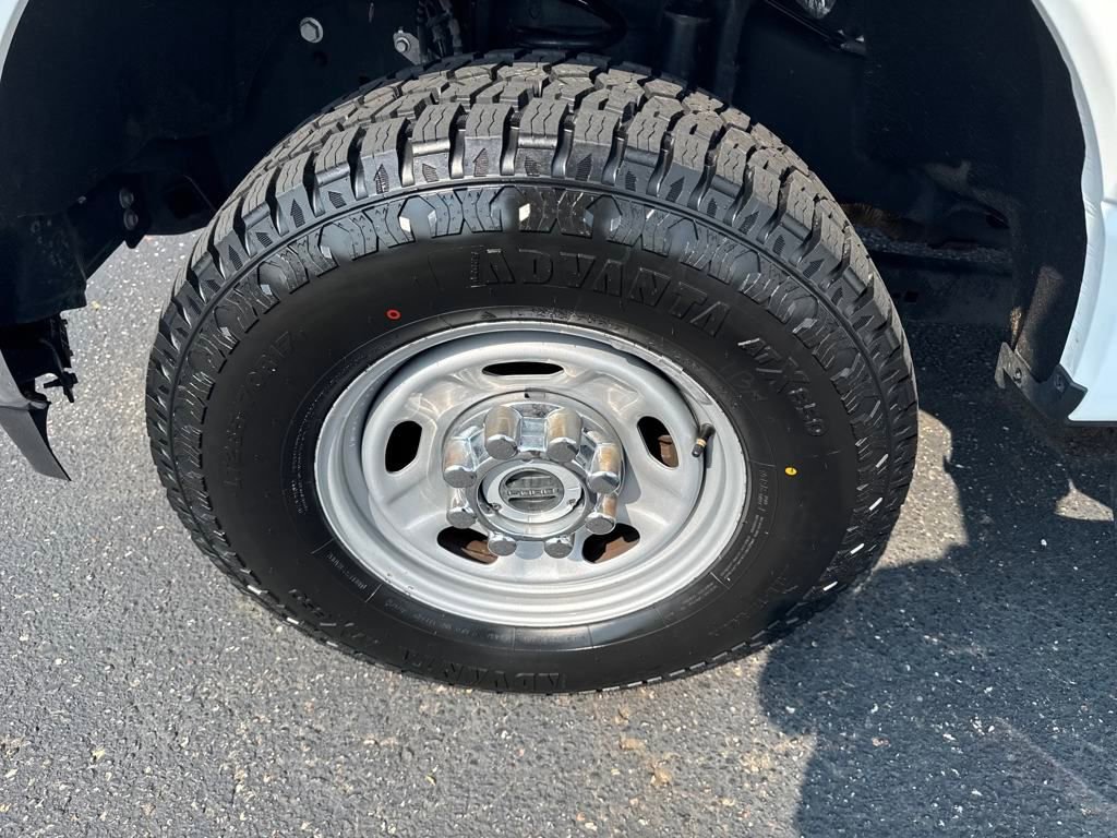Used 2023 Ford F250 XL w/ XL Off-Road Package image 25