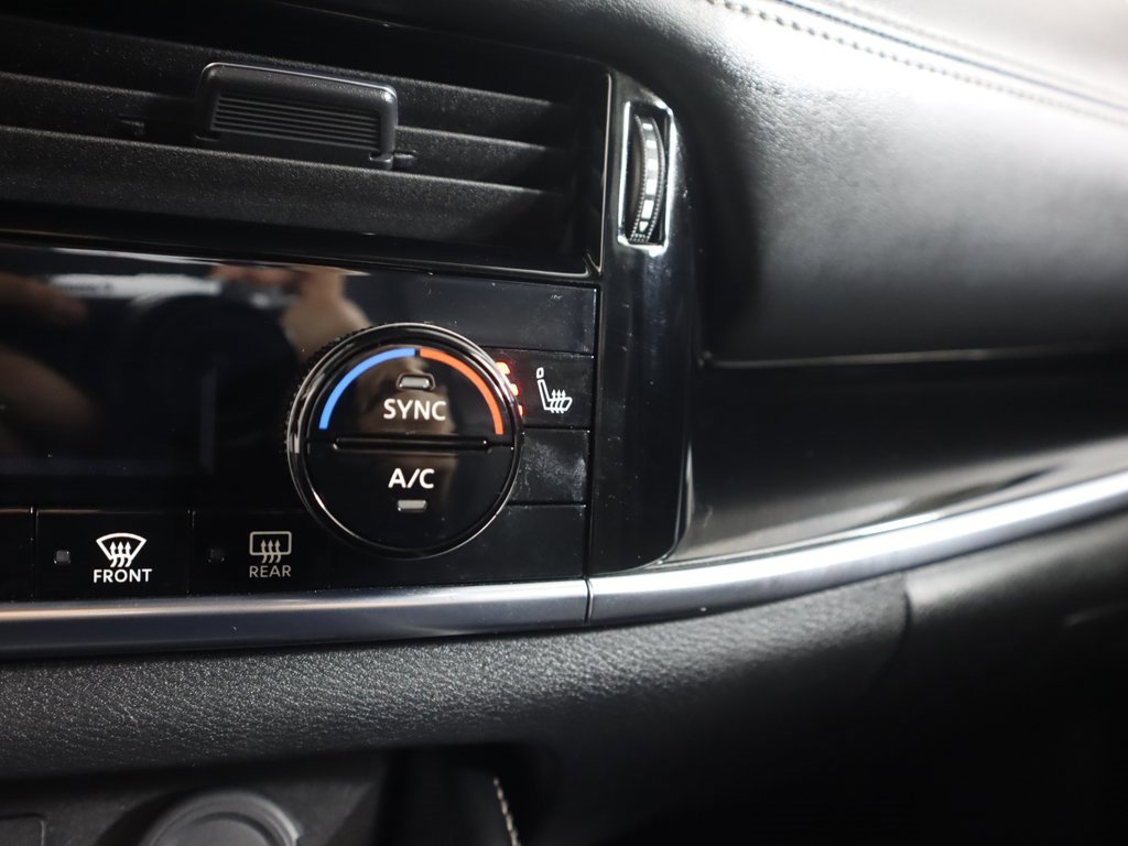 Used 2023 Nissan Rogue SL w/ SL Premium Package image 52