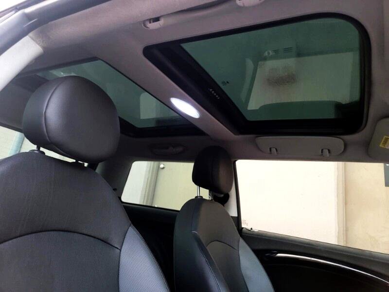 Used 2010 MINI Cooper S image 23
