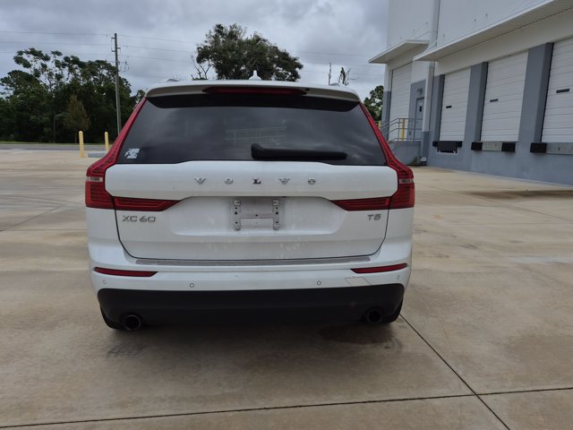 Used 2020 Volvo XC60 T5 Momentum FWD image 6