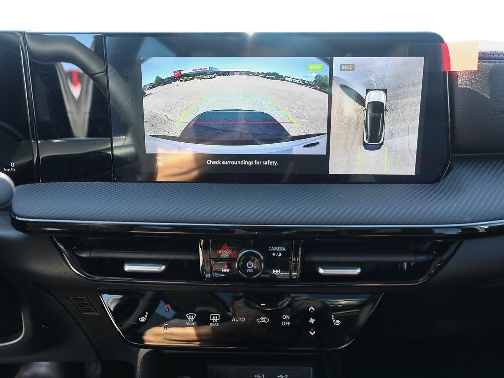 New 2026 Nissan Kicks SR w/ SR Premium Package AWD/4WD image 15