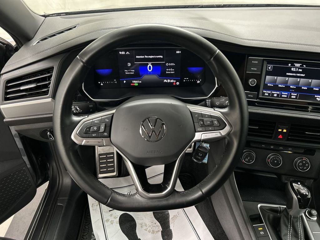 Certified 2023 Volkswagen Jetta Sport image 4