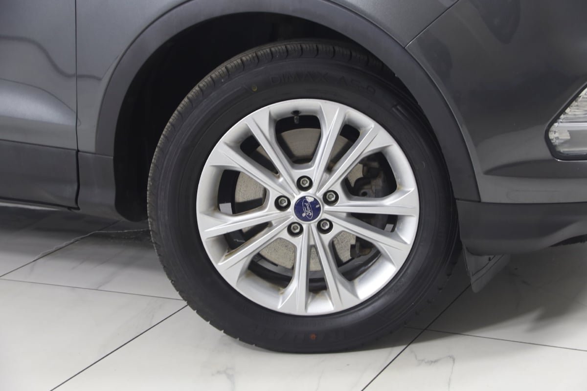 Used 2017 Ford Escape SE AWD/4WD image 12