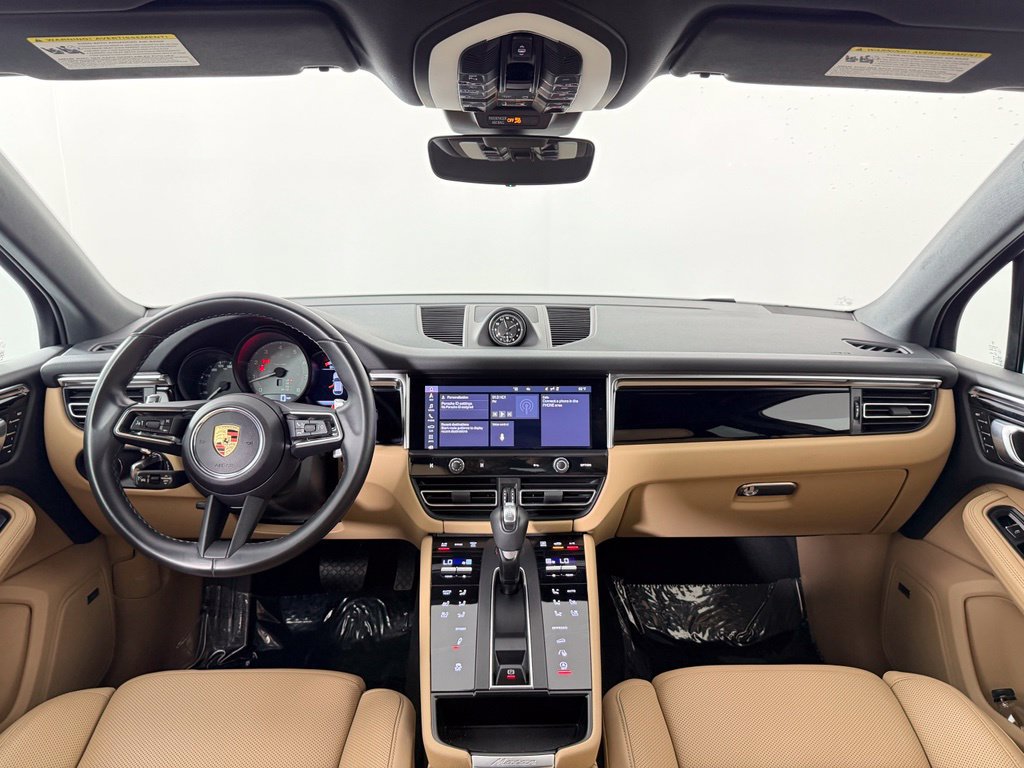 Certified 2024 Porsche Macan S AWD/4WD image 6