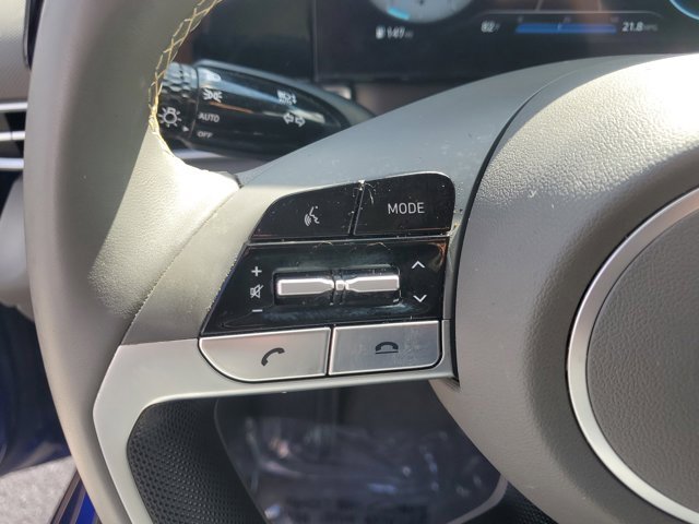 Certified 2023 Hyundai Elantra SEL w/ Convenience Package image 17