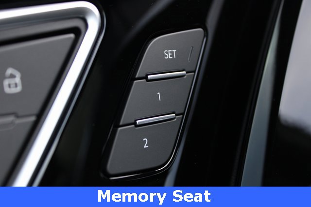 New 2025 Audi Q4 e-tron Premium Plus image 4