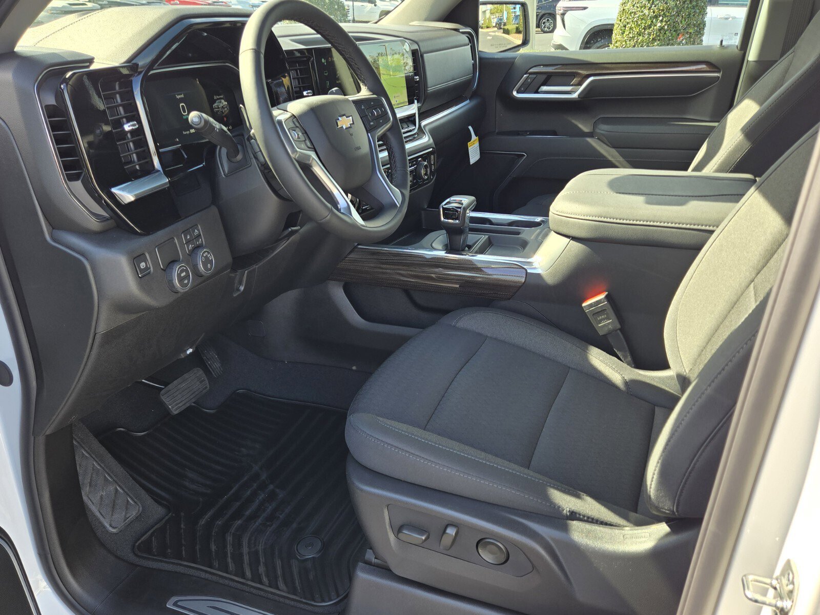 New 2026 Chevrolet Silverado 1500 LT w/ Safety Package image 5