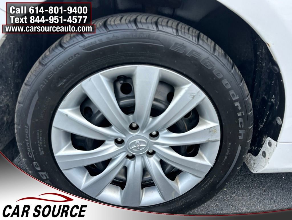 Used 2012 Toyota Corolla LE FWD image 10