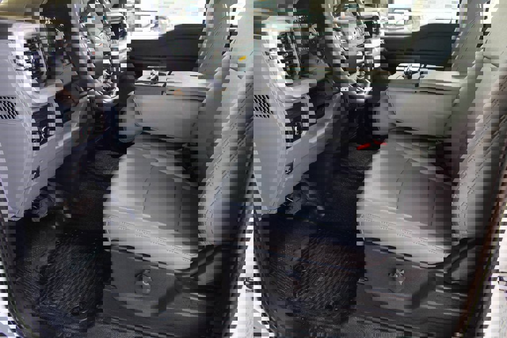 New 2026 Ford F250 XL w/ XL Off-Road Package image 15