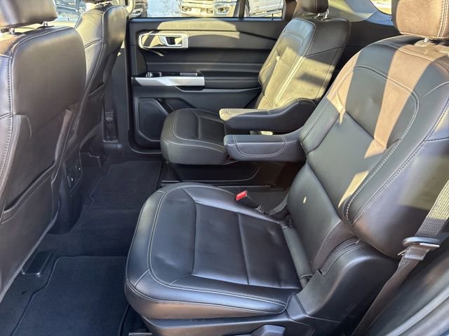 Certified 2024 Ford Explorer XLT w/ Equipment Group 202A image 30