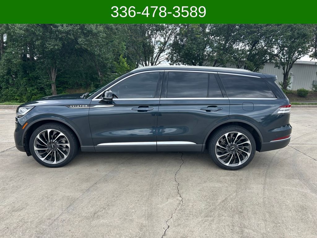 Used 2021 Lincoln Aviator Reserve w/ Equipment Group 201A AWD/4WD image 2