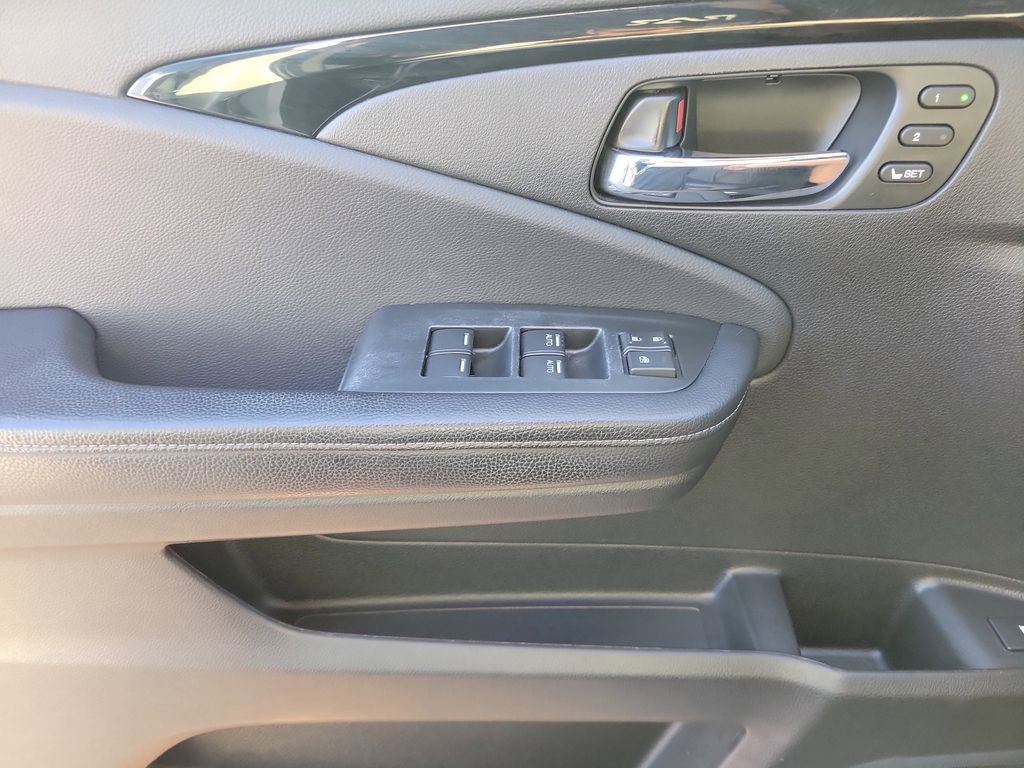 Used 2020 Honda Ridgeline RTL-E image 15
