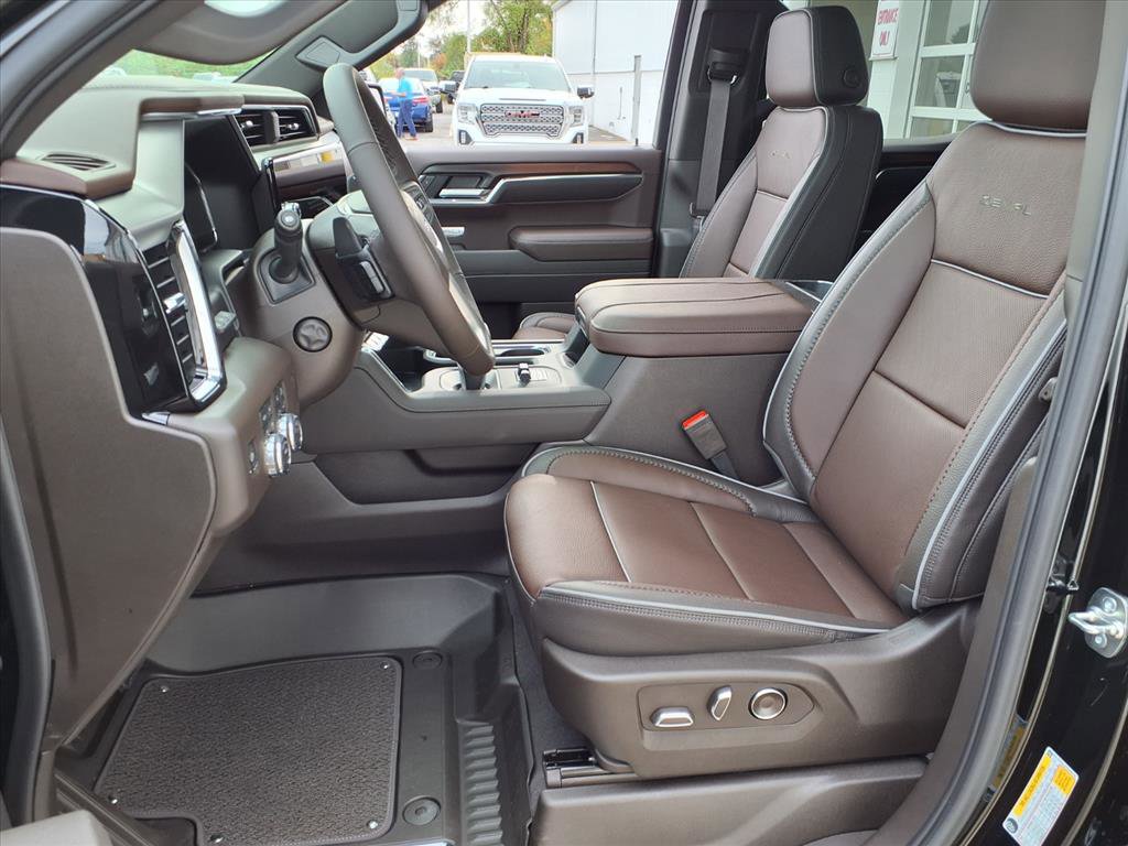 New 2026 GMC Sierra 1500 Denali w/ Denali Reserve Package image 4