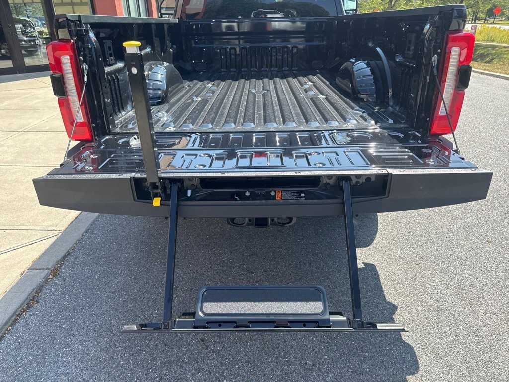 New 2025 Ford F250 XLT w/ 360-Degree Camera Package image 21