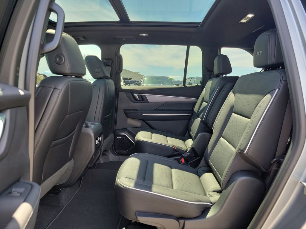 New 2026 Buick Enclave Sport Touring w/ Super Cruise Package image 13