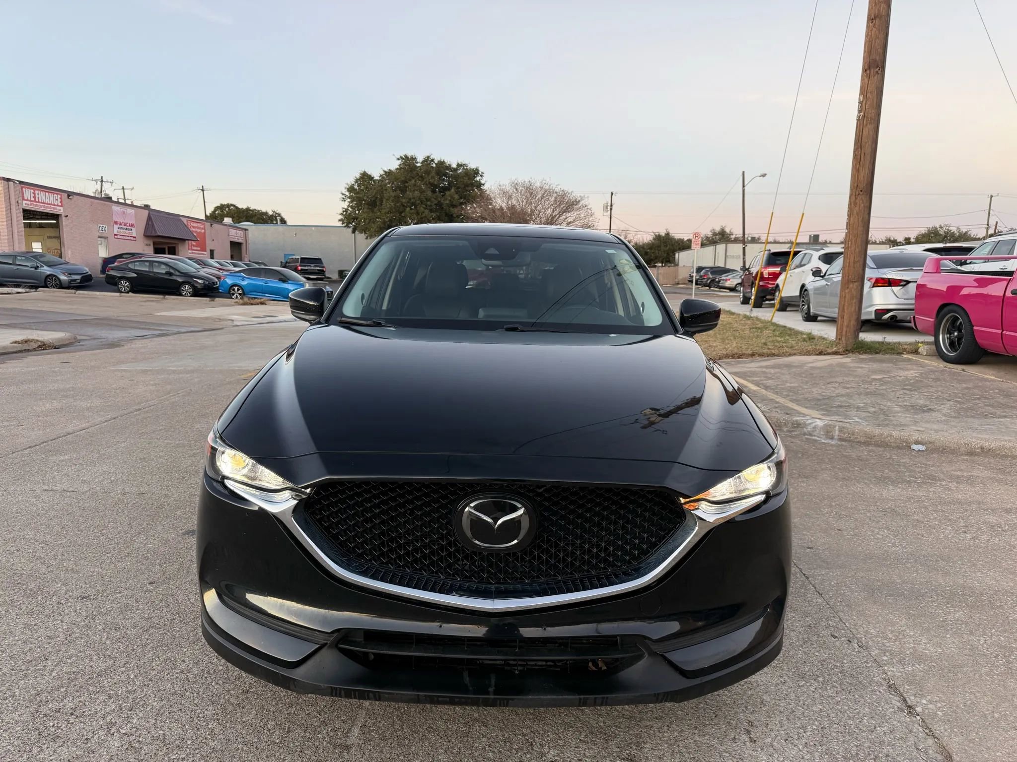 Used 2018 MAZDA CX-5 Touring w/ Preferred Equipment Package AWD/4WD image 2
