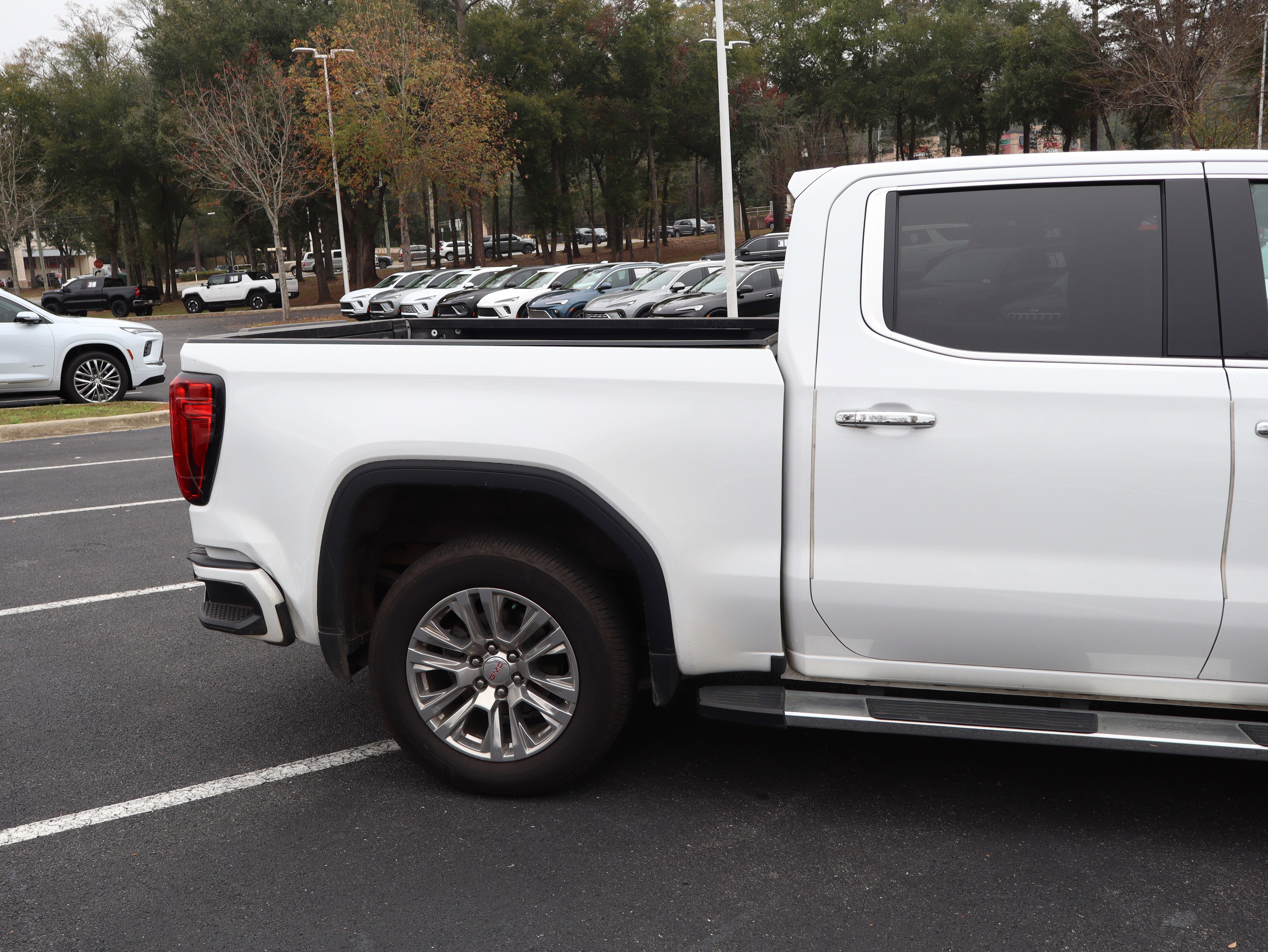 Used 2022 GMC Sierra 1500 Denali image 8