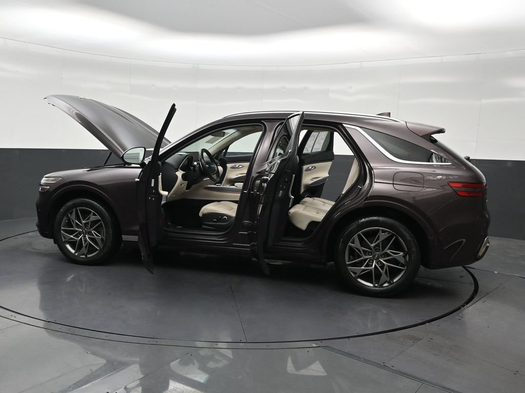 Used 2022 Genesis GV70 2.5T w/ Advanced Package AWD/4WD image 34