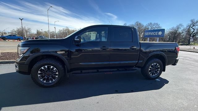 Used 2023 Nissan Titan PRO-4X w/ Pro-4x Convenience Package image 7