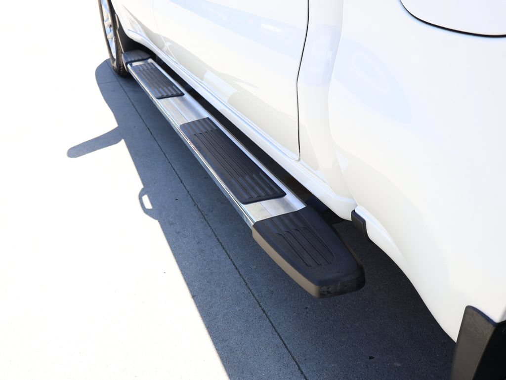 Certified 2025 Chevrolet Silverado 1500 RST w/ Max Trailering Package AWD/4WD image 9