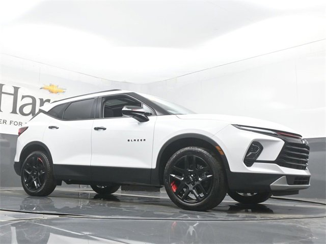 Used 2024 Chevrolet Blazer LT w/ Redline Edition image 2