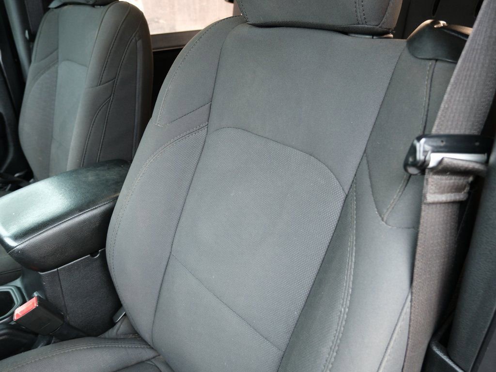 Used 2020 Jeep Wrangler Sport image 22