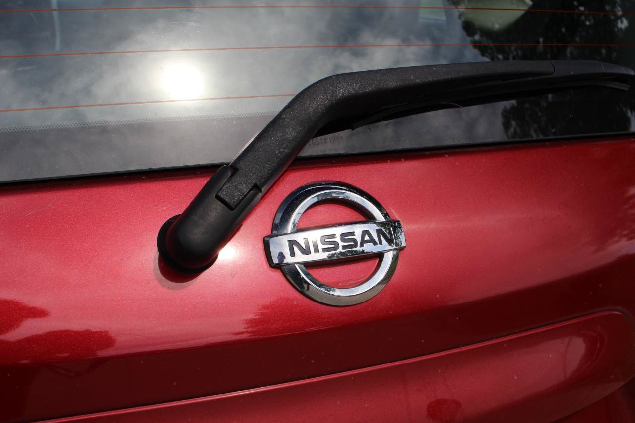 Used 2016 Nissan Versa Note SV w/ Sport Value Package FWD image 38