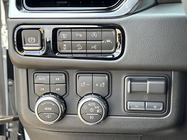 New 2026 GMC Yukon XL Denali w/ Denali Reserve Package AWD/4WD image 20