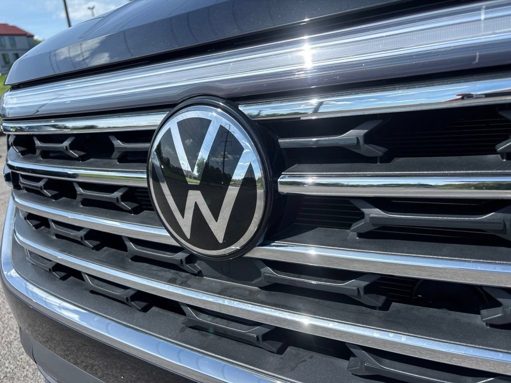 Used 2024 Volkswagen Atlas SE FWD image 11