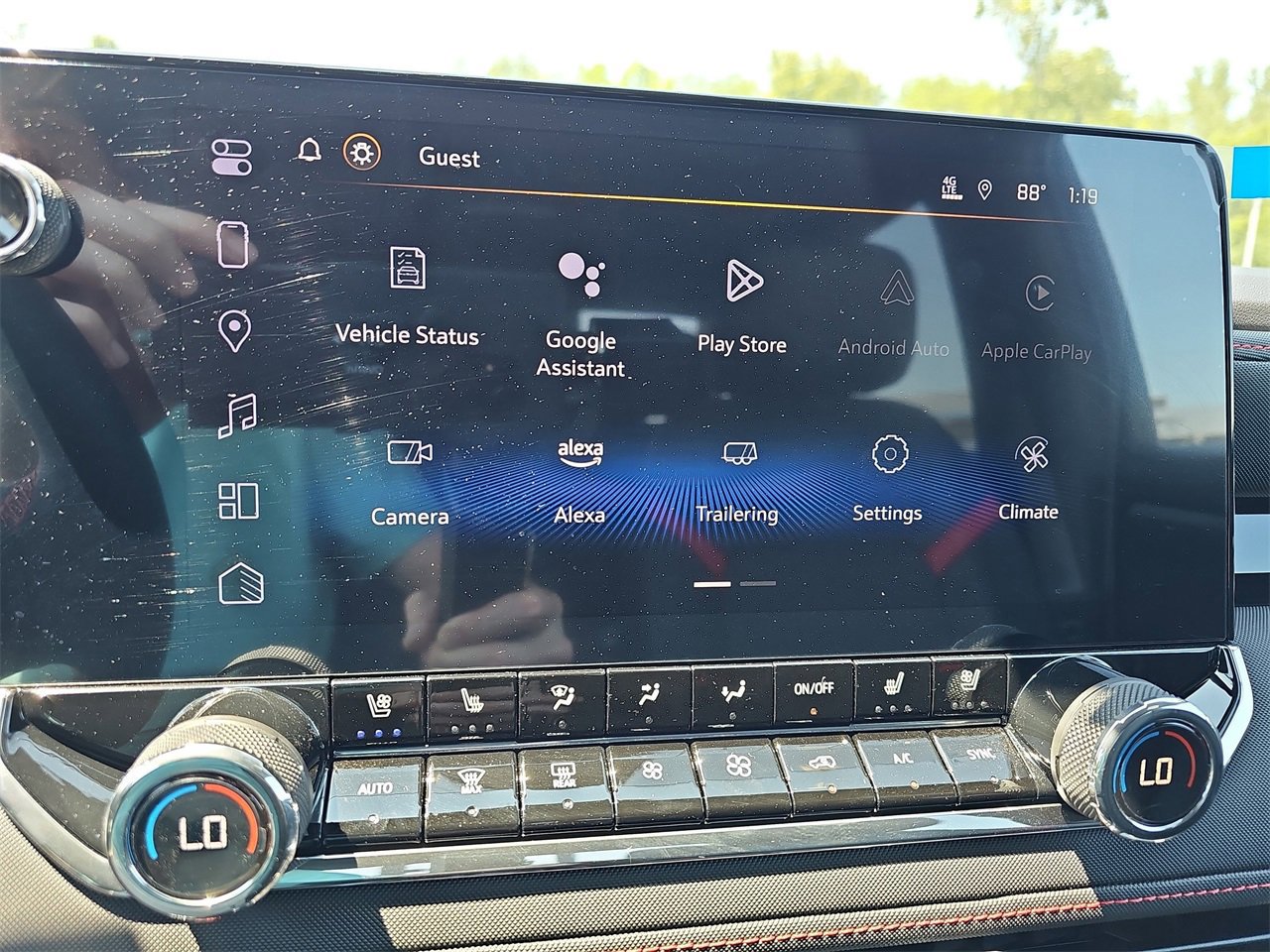 New 2025 Chevrolet Colorado Z71 w/ Midnight Edition image 18