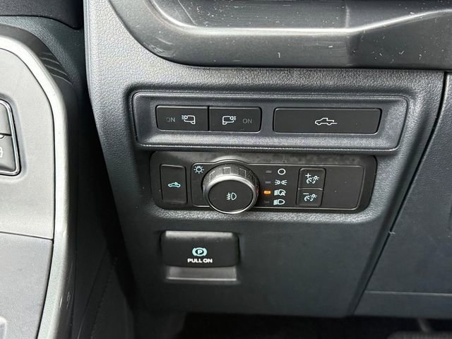 Certified 2022 Ford F150 XLT w/ Equipment Group 302A High image 21