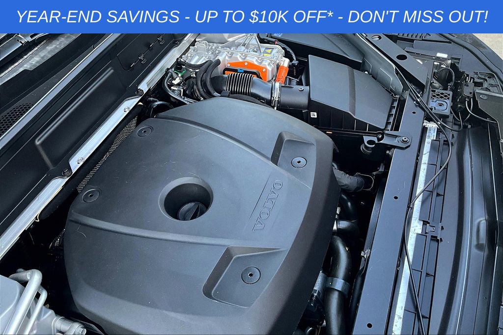 Used 2025 Volvo XC60 T8 Plus w/ Protection Package Premier image 39