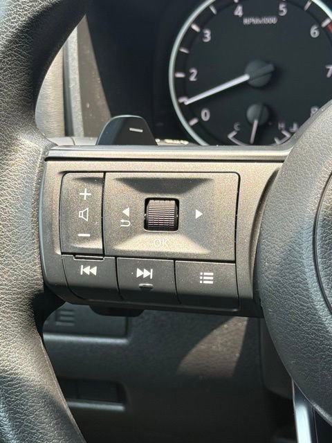 Certified 2023 Nissan Rogue S FWD image 11