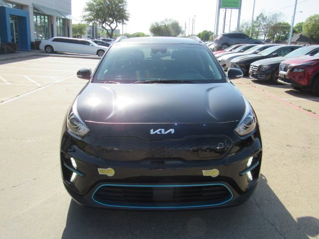 Used 2022 Kia Niro EX image 2