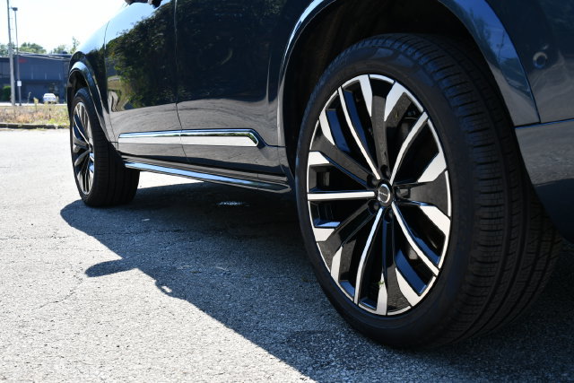 New 2026 Volvo XC90 B6 Plus w/ Protection Package Premier AWD/4WD image 9