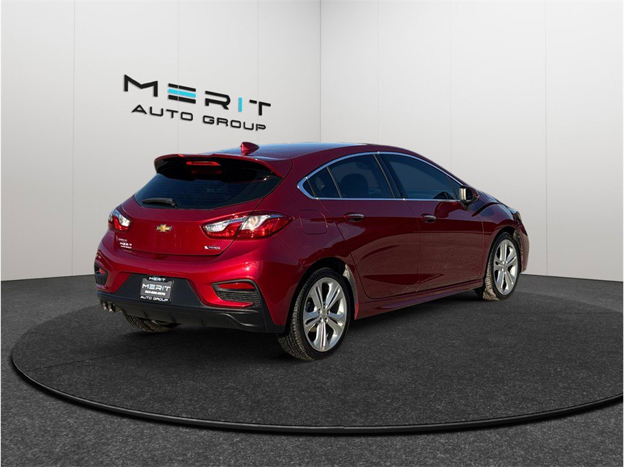 Used 2018 Chevrolet Cruze Premier w/ RS Package image 9