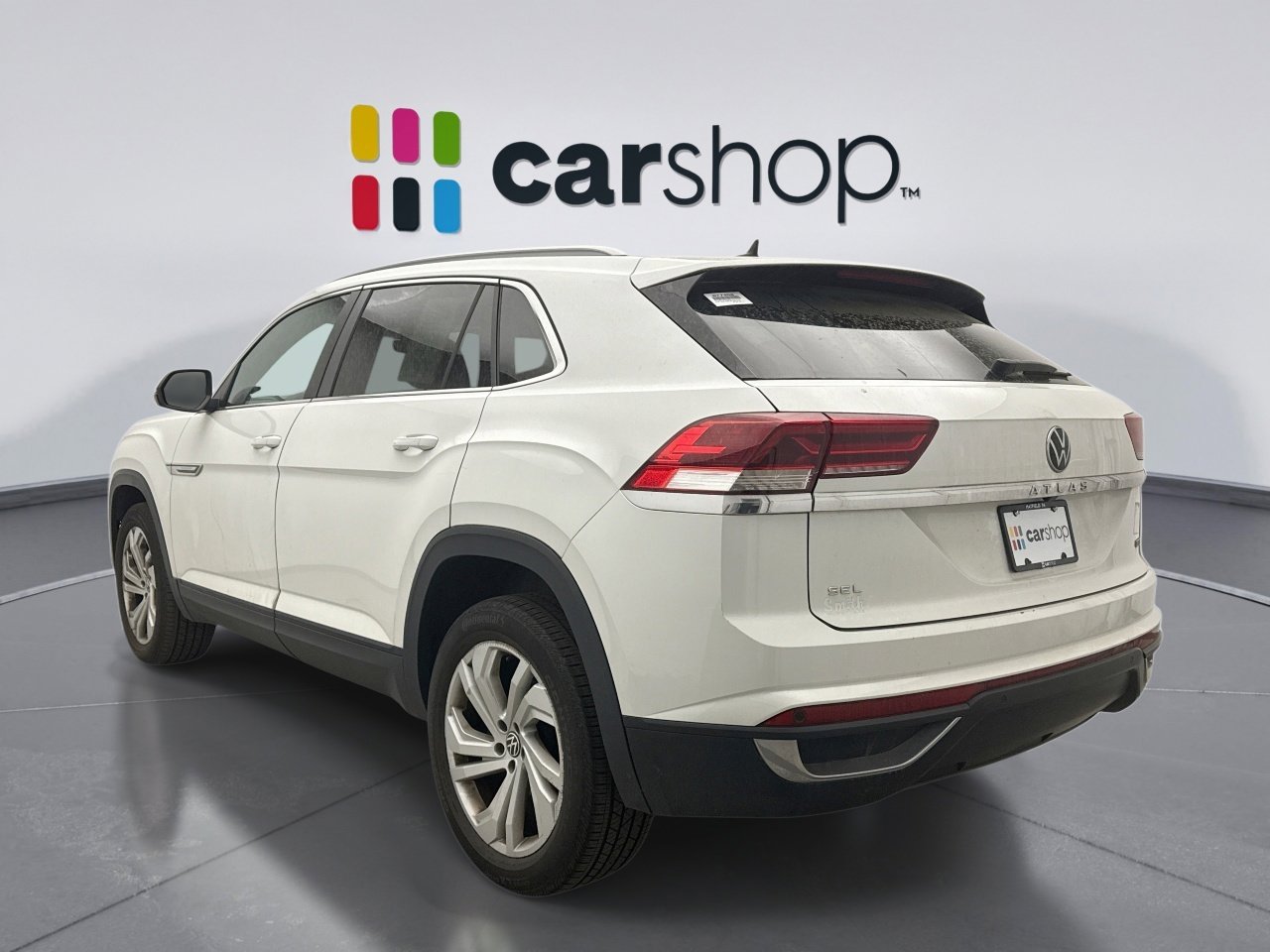 Used 2020 Volkswagen Atlas Cross Sport SEL image 2