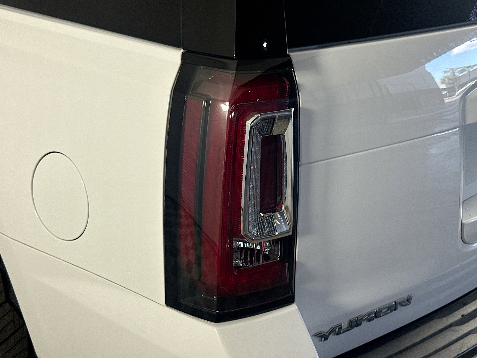 Used 2018 GMC Yukon SLT w/ HD Trailering Package image 35