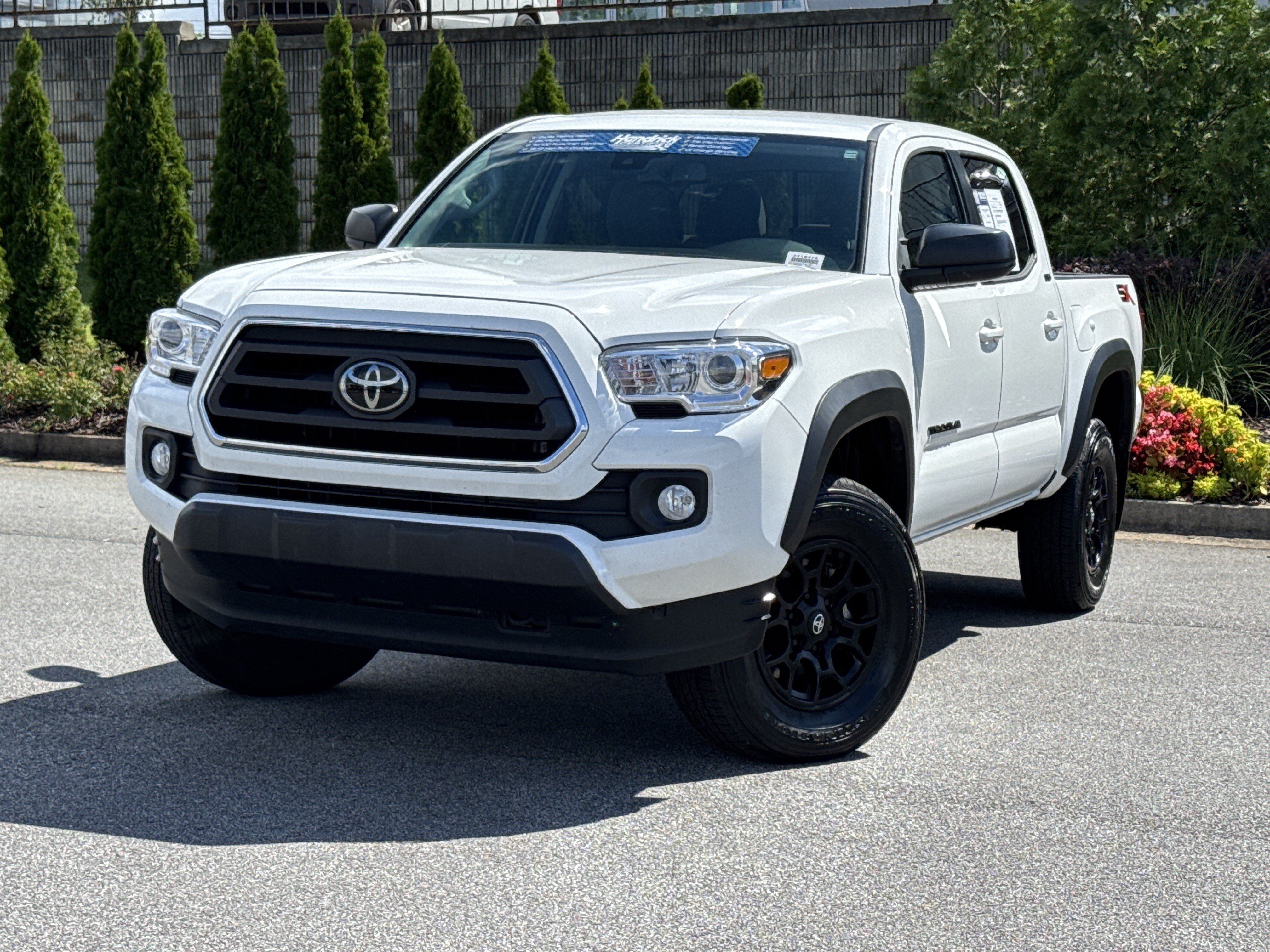 Used 2023 Toyota Tacoma SR5 RWD image 5
