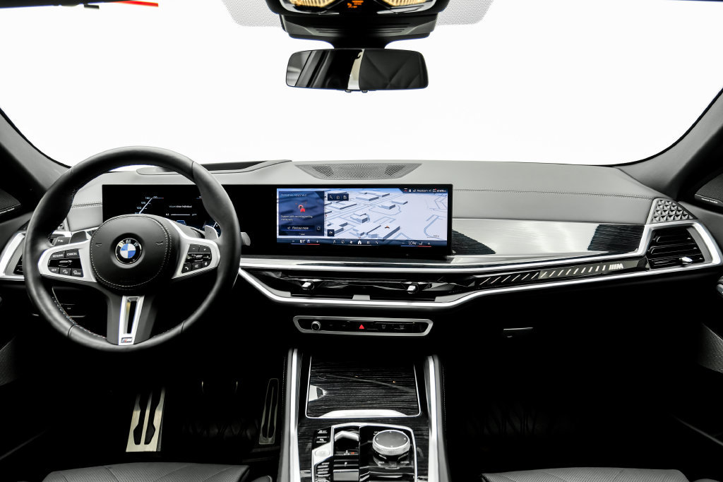Used 2024 BMW X6 M60i w/ Climate Comfort Package AWD/4WD image 18