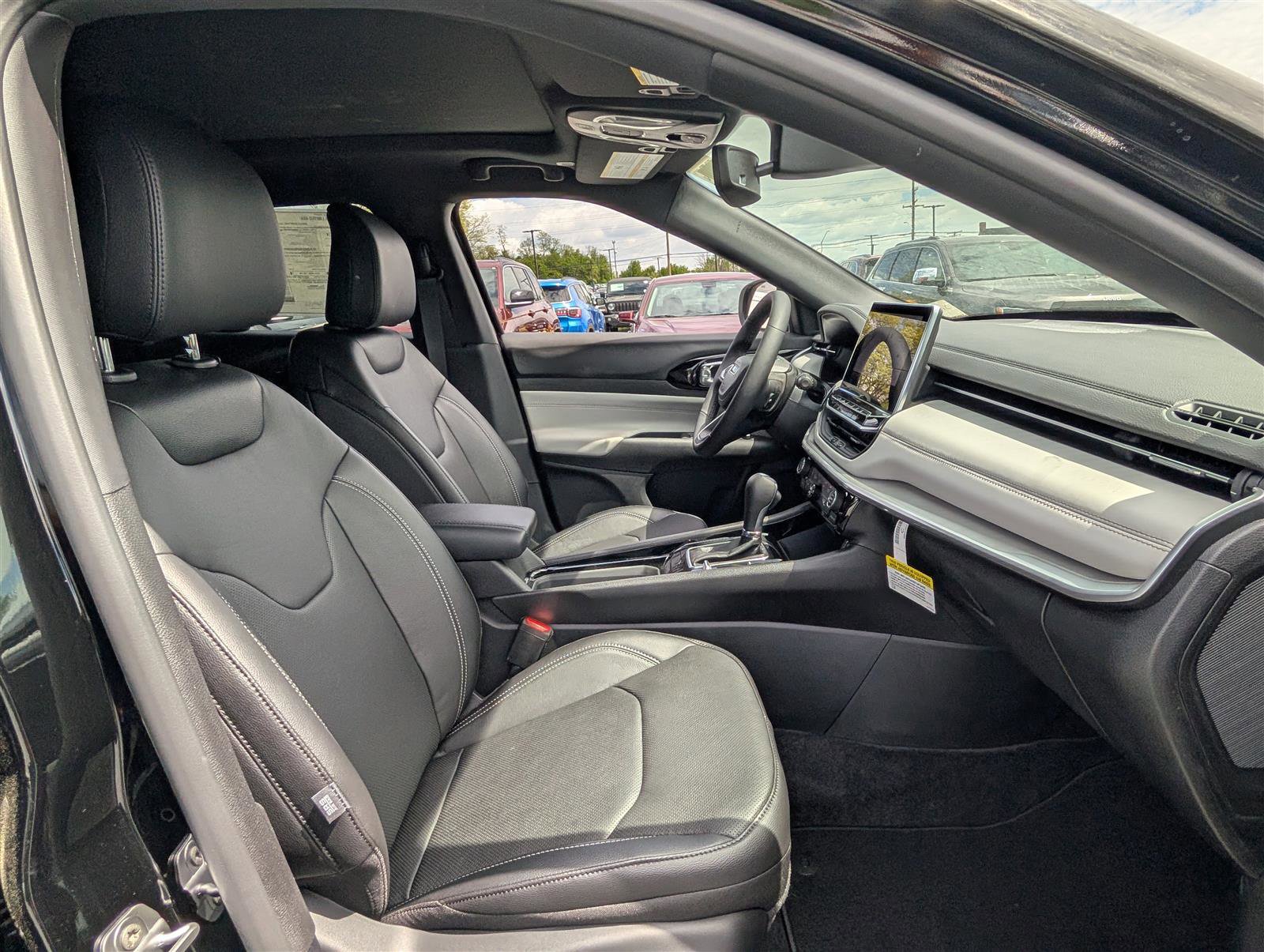 New 2025 Jeep Compass Limited w/ Elite Group AWD/4WD image 6