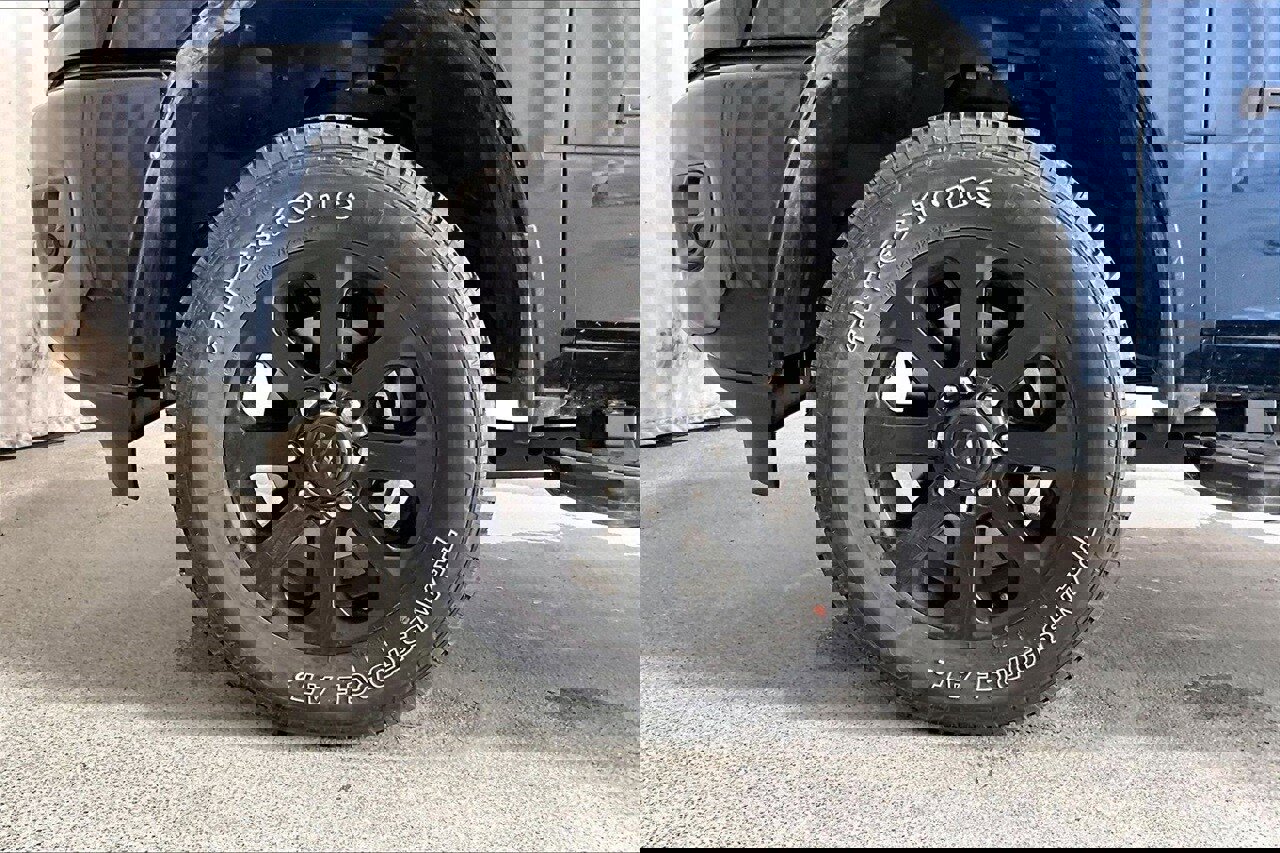 Used 2024 RAM 2500 Big Horn w/ Night Edition image 6