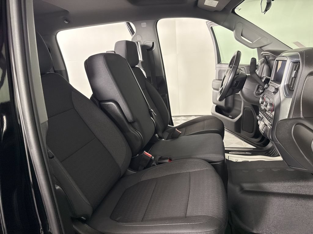Used 2020 Chevrolet Silverado 1500 RST w/ True North Edition AWD/4WD image 34