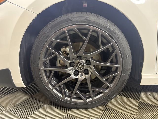 Used 2025 Toyota Camry SE image 10