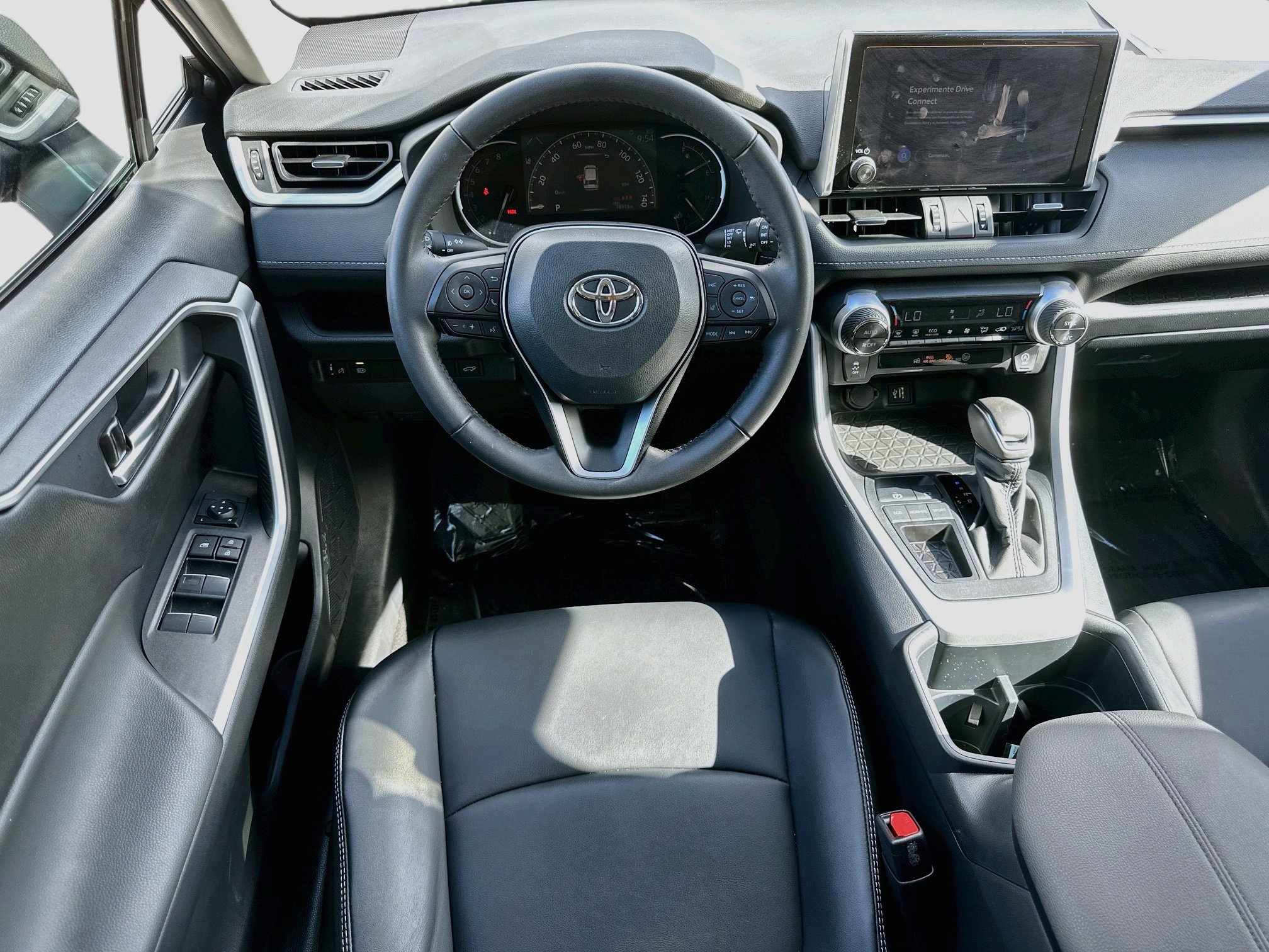 Used 2025 Toyota RAV4 XLE Premium FWD image 20