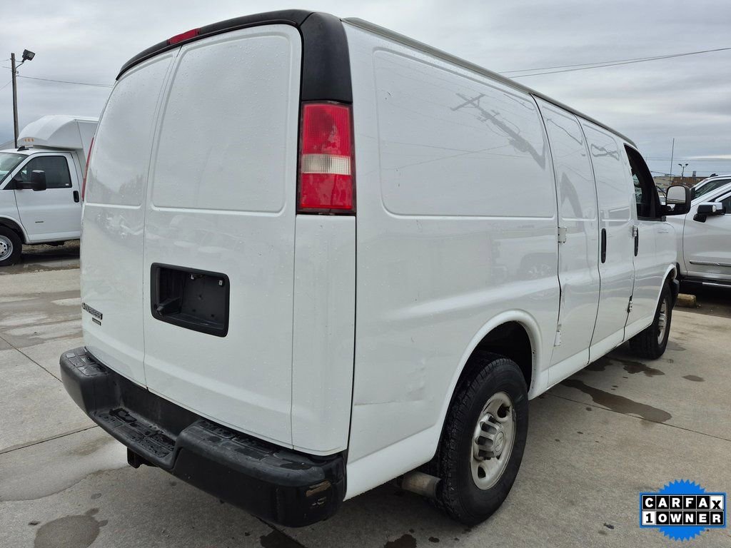 Used 2015 Chevrolet Express 2500 RWD image 5