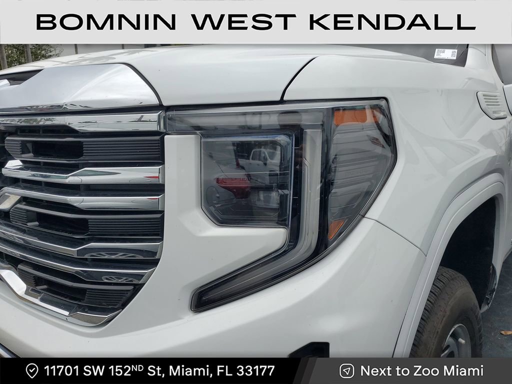 Used 2023 GMC Sierra 1500 Pro w/ Convenience Package image 3