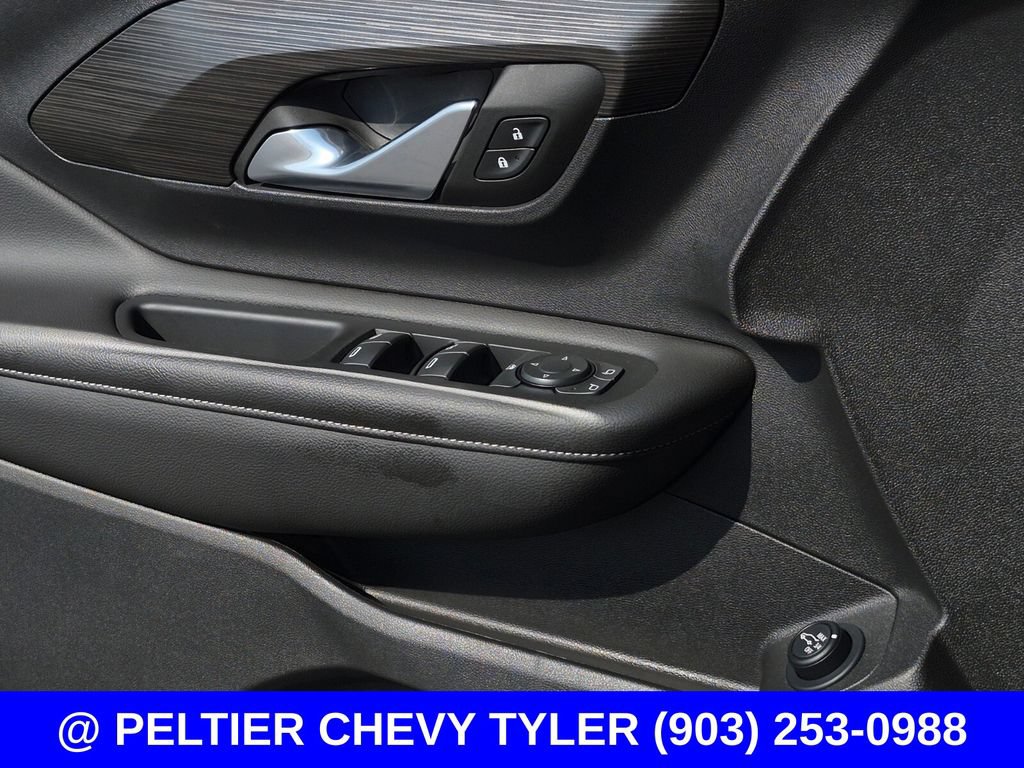Used 2022 GMC Terrain SLE w/ Driver Convenience Package FWD image 27